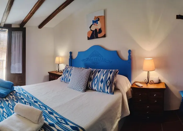 Masia De San Juan Casa Numero 1 En Castillo Con Piscina Y Aire Acondicionado